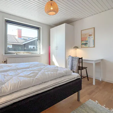 4 Bedroom Amazing In * Blåvand