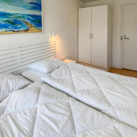 Vakantiehuis 4 Bedroom Amazing In *
